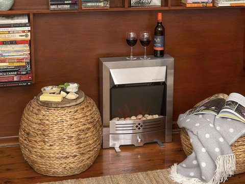 Araluen On Holden - Great Deck With Ocean Views - ACT Tourism 2