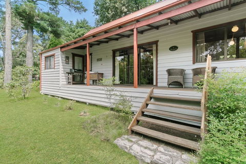 Arcadia Cottage - ACT Tourism 1
