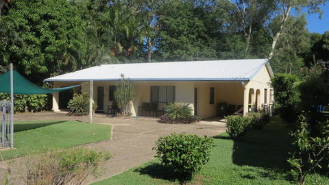 Arcadia Palms Unit 2 - ACT Tourism 0