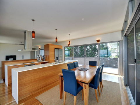 Architectural Design On The Beach - ACT Tourism 3