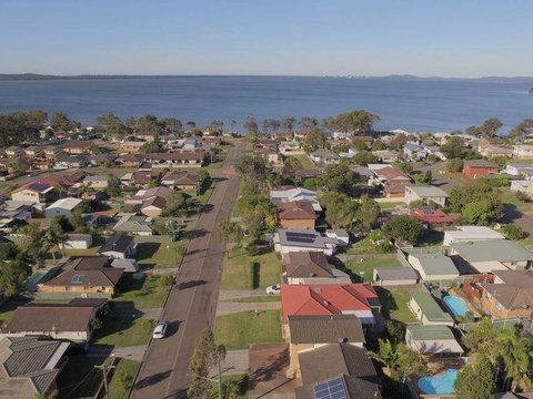 Arlington Beach House - ACT Tourism 2