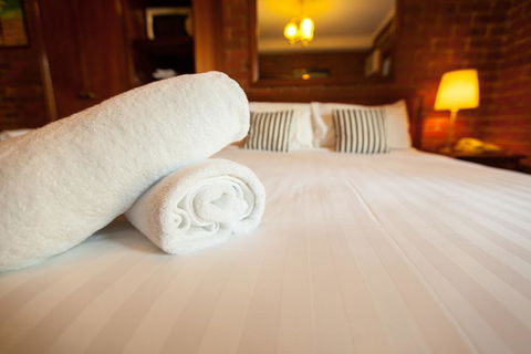 Armour Motor Inn - ACT Tourism 2