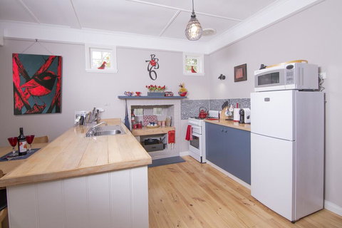 Artisan Retreat - ACT Tourism 2