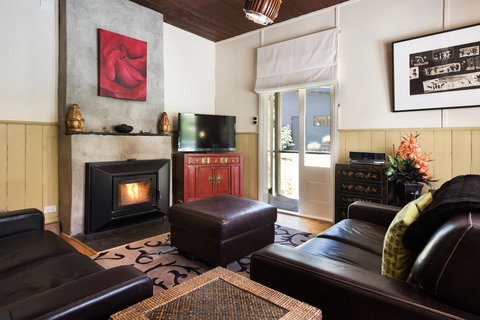 Ashling - ACT Tourism 1