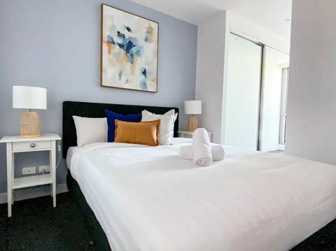 MA4004-1 BR, Lvl 40 Stylish Marco High Rise Home - ACT Tourism 1