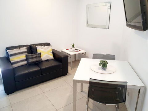 M5 West Perth Studio Apartment Near Kings Park - ACT Tourism 1