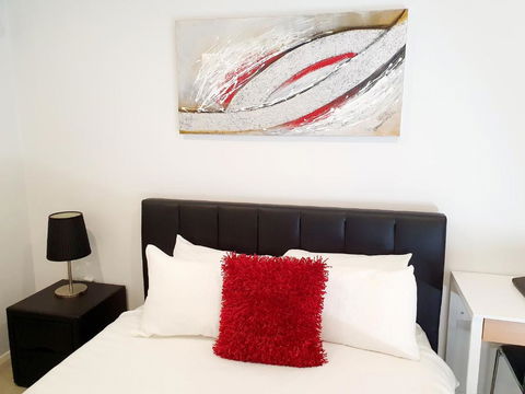 M5 West Perth Studio Apartment Near Kings Park - ACT Tourism 0