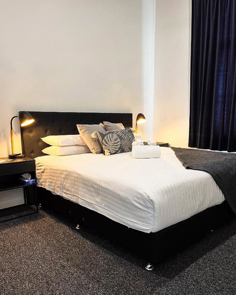 Manjimup Hotel - ACT Tourism 1