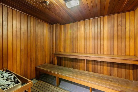 MAN54 -Manly Magic Waterfront Retreat With Gym & Sauna - ACT Tourism 1