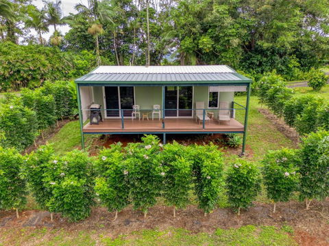 Mena Creek Flower House - ACT Tourism 2