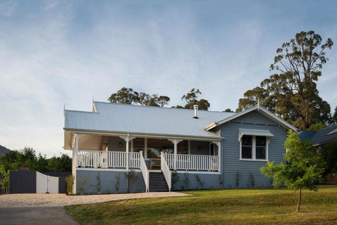 Marysville Luxury Villa - ACT Tourism 0