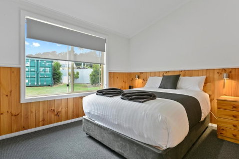 Masons Cottages - ACT Tourism 1