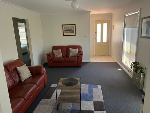 Melton Motor Inn And Apartments - ACT Tourism 2