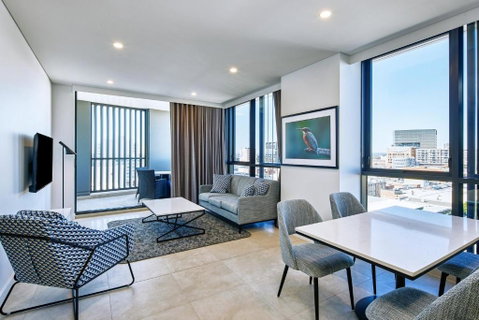 Meriton Suites Liverpool - ACT Tourism 1