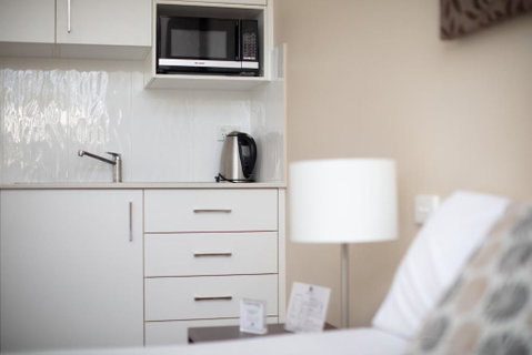 Merivale Motel - ACT Tourism 3
