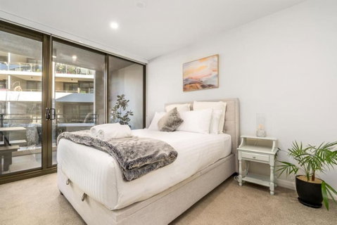 Modish Apartment Near Parliamentary Triangle - ACT Tourism 0