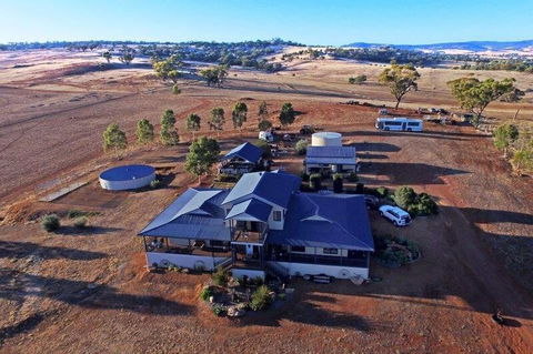 Mountain Park Retreat - ACT Tourism 3