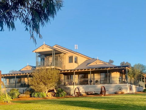 Mountain Park Retreat - ACT Tourism 2