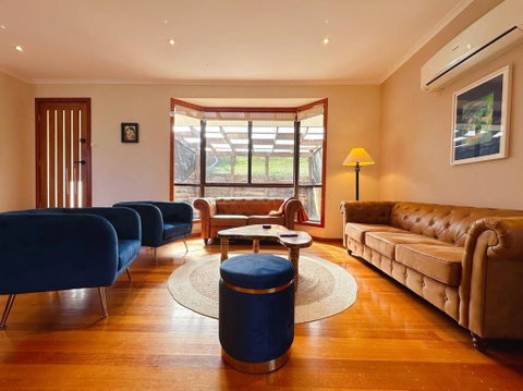 Mountains And Treetops Retreat - Nature Getaway - ACT Tourism 1