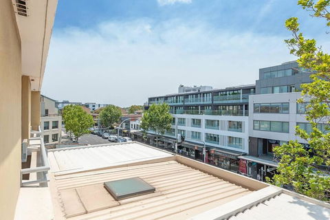 MP303 - Studio Apartment, Military Road, Cremorne - ACT Tourism 1