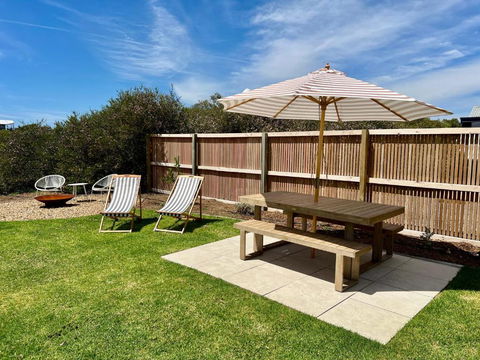 NEW Magpie Sands - 3 Bedroom Home - Downstairs Only, 1 Min Walk To Aldinga Beach - ACT Tourism 3