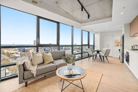 NEW Spectacular Views Southbank - ACT Tourism 0