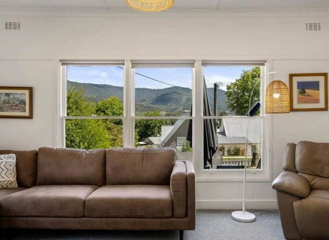 Mount Beauty 3BR Home - ACT Tourism 3