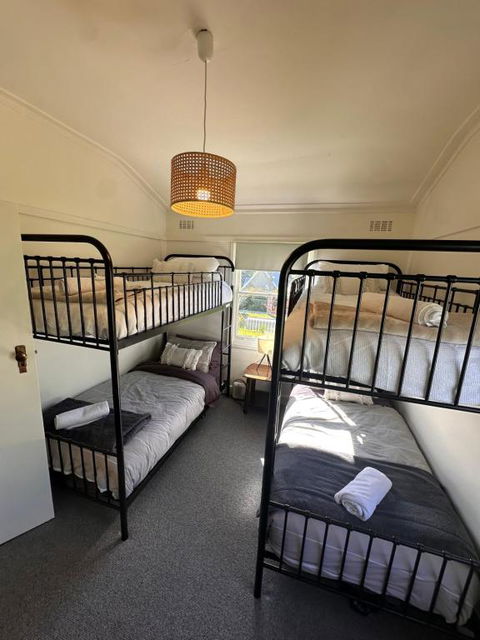 Mount Beauty 3BR Home - ACT Tourism 1