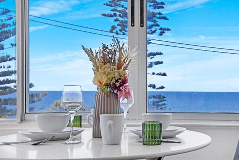 Ocean View 1 Bedroom Private Apartment Next To Maroubra Beach - ACT Tourism 2