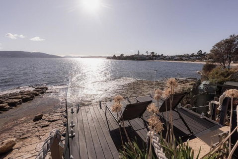 Oceanview Oasis In Opossum Bay - ACT Tourism 0
