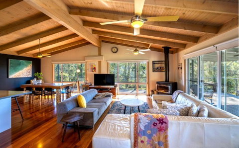 Otway Valley Lodge - ACT Tourism 3