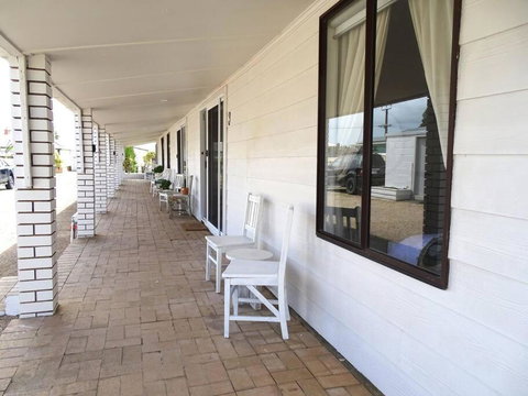 Passat Holiday Units - Unit 2 - ACT Tourism 2