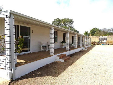 Passat Holiday Units - Unit 2 - ACT Tourism 3