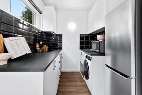 Peaceful 1-Bed Apartment Near The City Centre - ACT Tourism 3