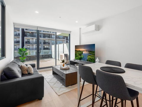 Peaceful 1-Bed Unit With A Spacious Balcony - ACT Tourism 0