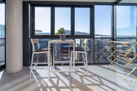 Perfectly Located 1BR BA Apartment - ACT Tourism 1