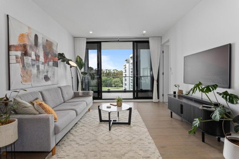 Perfect Location With 5 Star Amenities - ACT Tourism 1