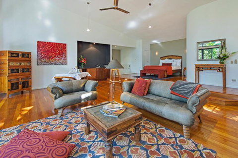 Pethers Rainforest Retreat - ACT Tourism 1