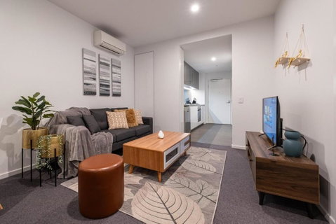 Pleasant &bright 2br2ba Apt Footscray Pool - ACT Tourism 1