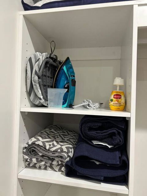 Plush Apartment On Mort - ACT Tourism 3