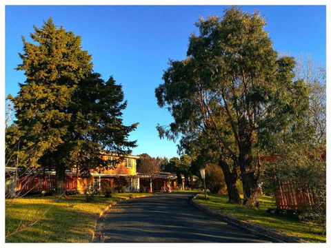 Poplars Inn Mittagong - ACT Tourism 3