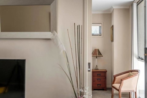 Quiet Apartment In Braddon ACT - ACT Tourism 1
