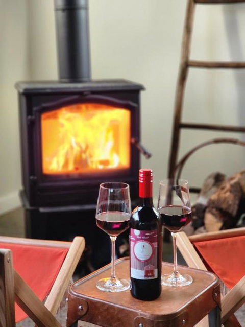Red Door Collective - RDC Vineyard Estate, Luxury Adult Only Stay - ACT Tourism 2