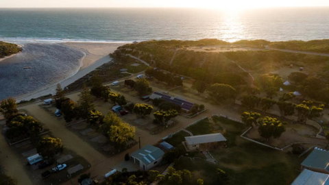 Pure Glamping Guilderton - ACT Tourism 1