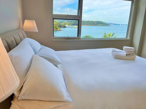 RAG05 - Mosman Exclusive Waterfront Luxury Living - ACT Tourism 1
