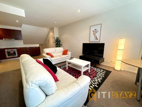 Pretty Penthouse - Close To ANU - ACT Tourism 0