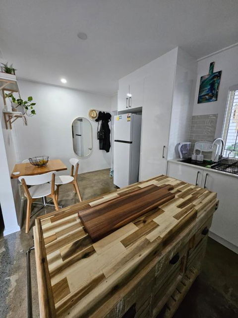 Prime Location: Just Steps Away From Oxford Street - ACT Tourism 2