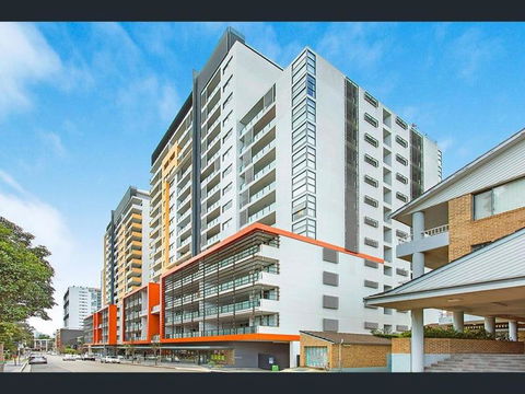 Private Room With Shared Washroom Only In 3bhk Apartment - ACT Tourism 0