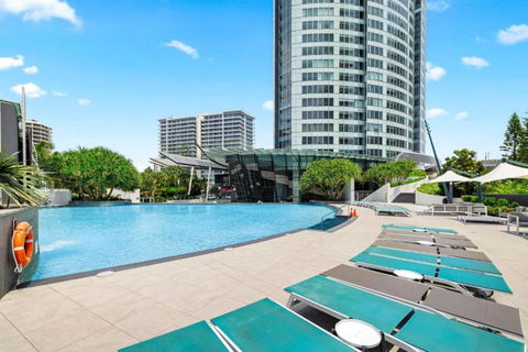 Q Tower At Surfers Paradise - From Level 3 - Private & Self Contained Apartments - ACT Tourism 0