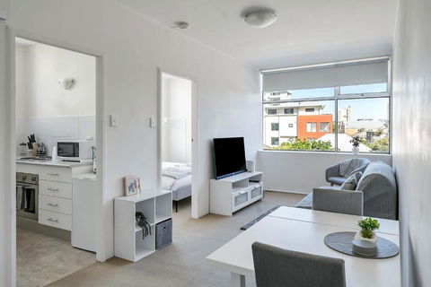 Quaint 1BD On The Doorstep Of Manly Beach - ACT Tourism 2